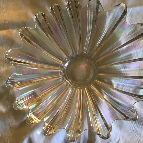 Vintage (Rare) Beautiful Glass Bowl - Picture 1 of 5